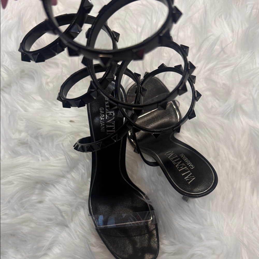 Valentino Black Spiral Strap Sandals 39.5 new - Picture 5 of 5